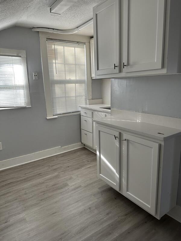 Building Photo - 1529 Landon Ave