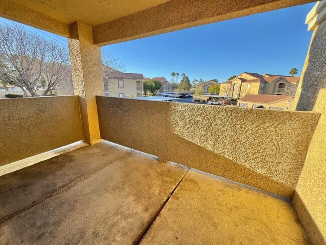 Building Photo - BRIGHT SILVERADO RANCH CONDO WITH BALCONY