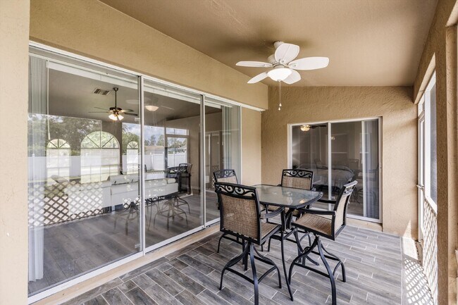 Building Photo - "Charming 3-Bedroom Home with 2 Full Baths and Spacious 2537 Sq Ft in North Port, FL!"