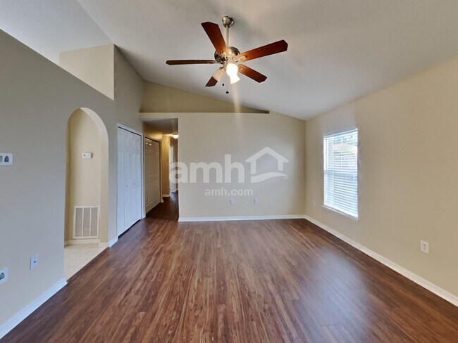 Building Photo - 30230 Rattana Ct