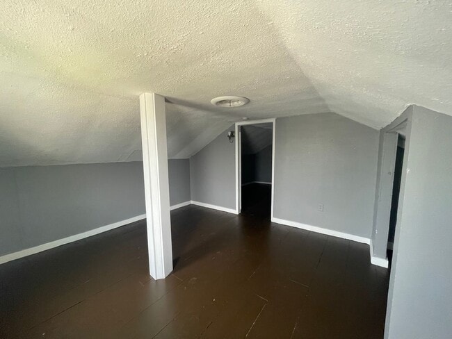 Building Photo - Corner Lot Home – Central City - Corpus Christi, TX