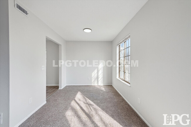 Building Photo - 1665 Brownstone Blvd