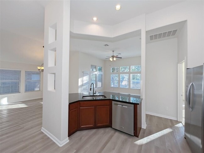 Building Photo - 148 Razzmatazz Trail