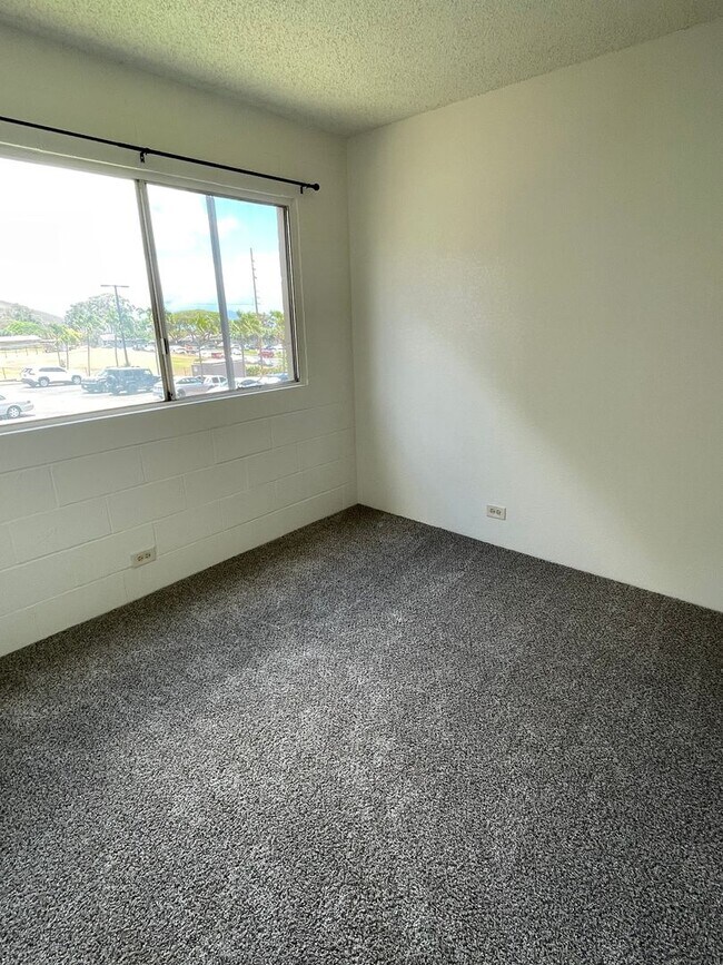 Building Photo - 3 Bedroom 2 Full Bath Townhouse in Upper M...