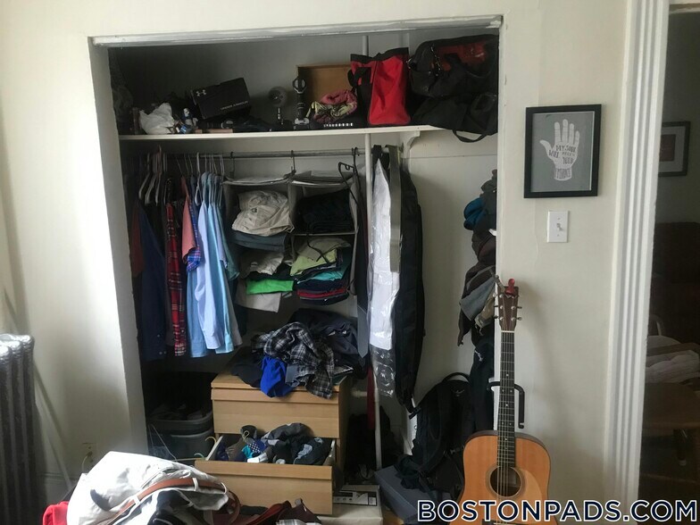 Building Photo - 107 Gordon St