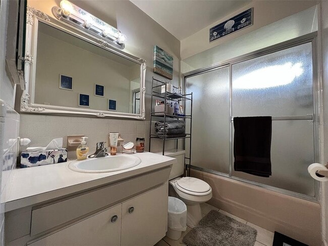 Building Photo - 1595 Idle Dr NE