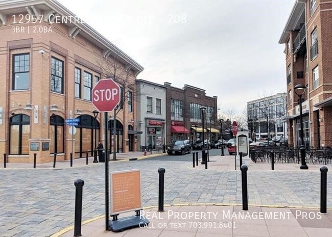 Building Photo - 12957 Centre Park Cir