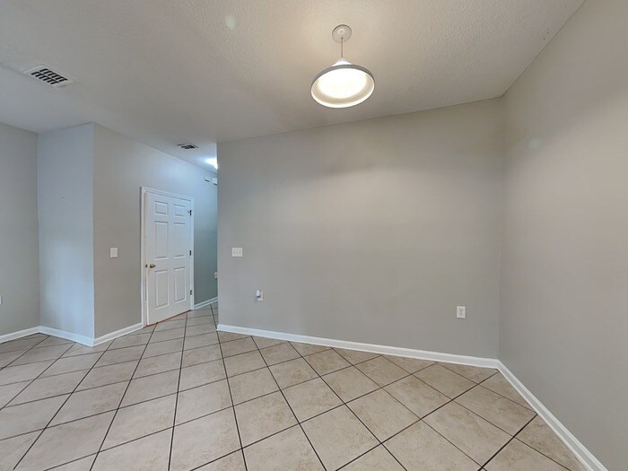 Building Photo - 8172 Oden Ave