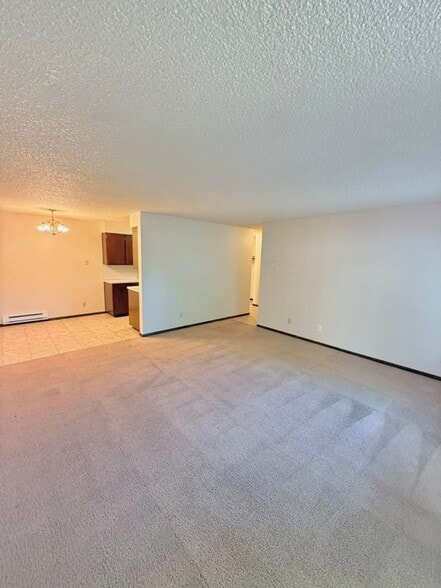Building Photo - 18524 Linden Ave N