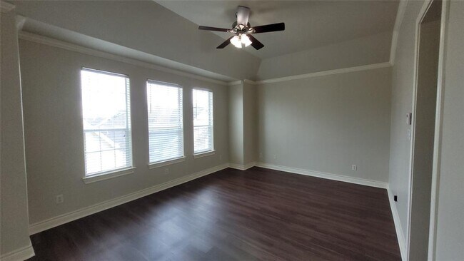 Building Photo - 3410 Cline St