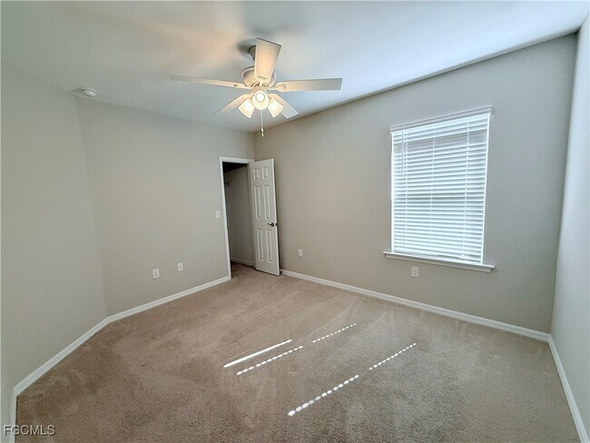 Building Photo - 4387 Dutchess Park Rd