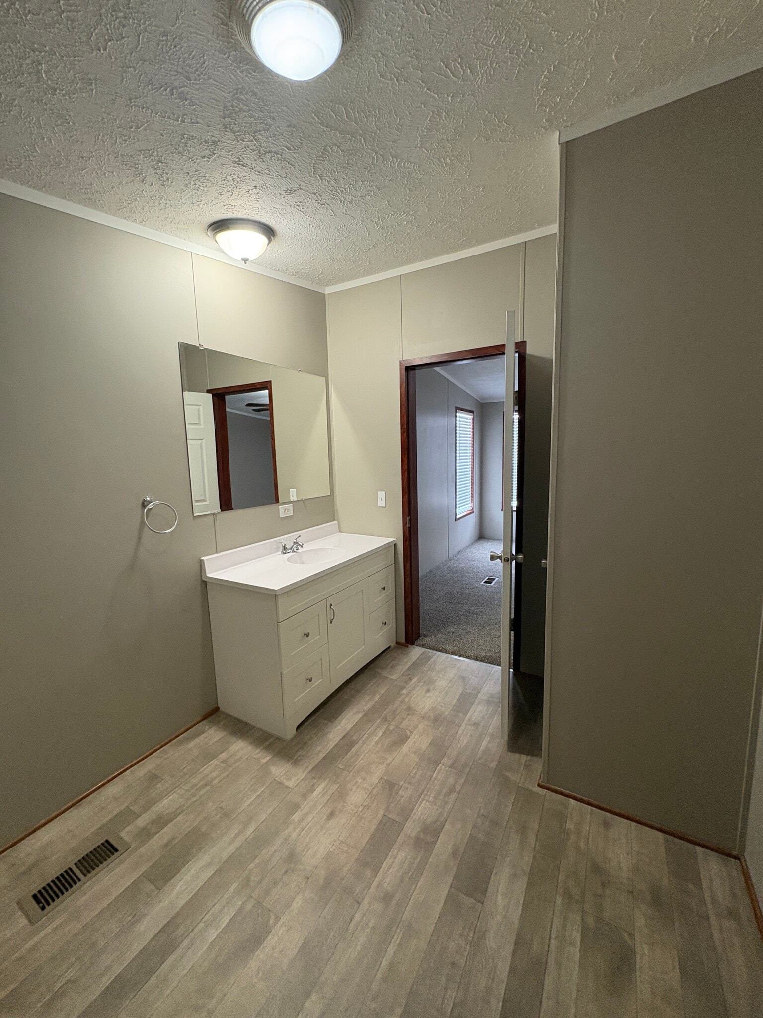 Building Photo - 11222 Shady Brook Ct