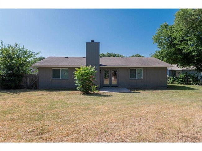 Building Photo - 606 Elderberry Cove