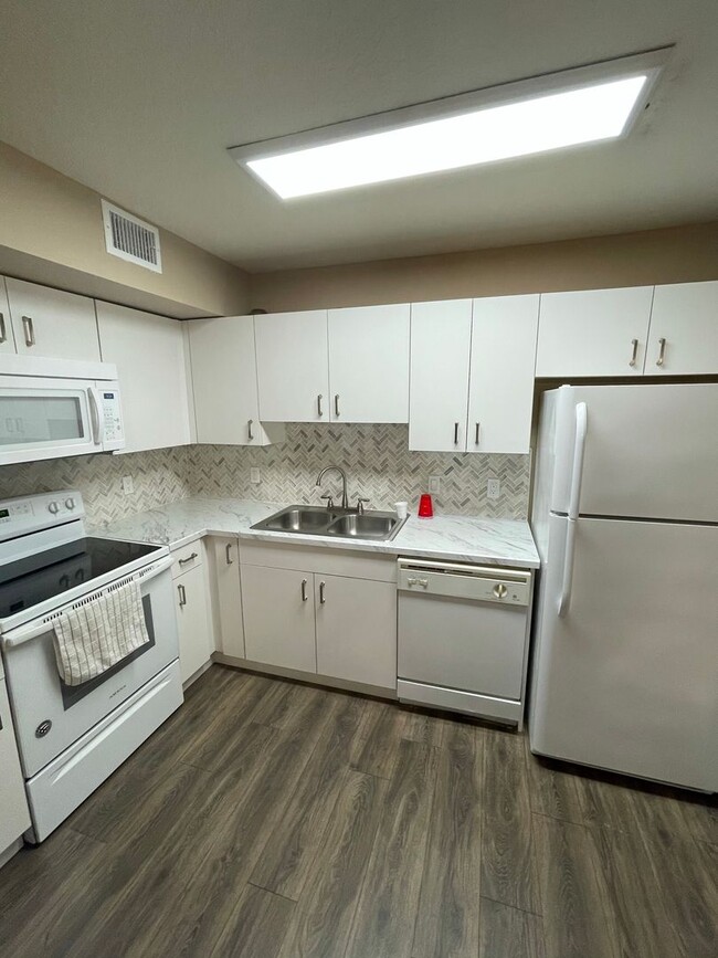Building Photo - 1 BD/1BA CONDO IN GREENS AT VIERA EAST FOR RENT
