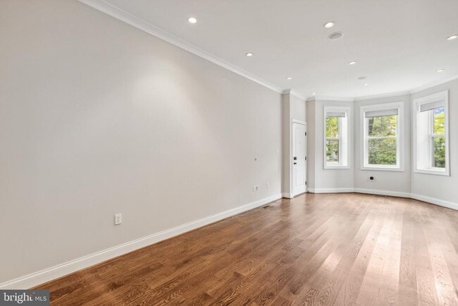 Building Photo - 39 U St NE