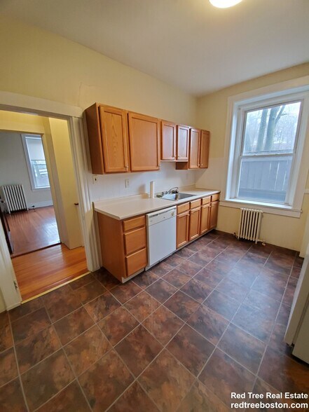 Building Photo - 31 Herrick Rd