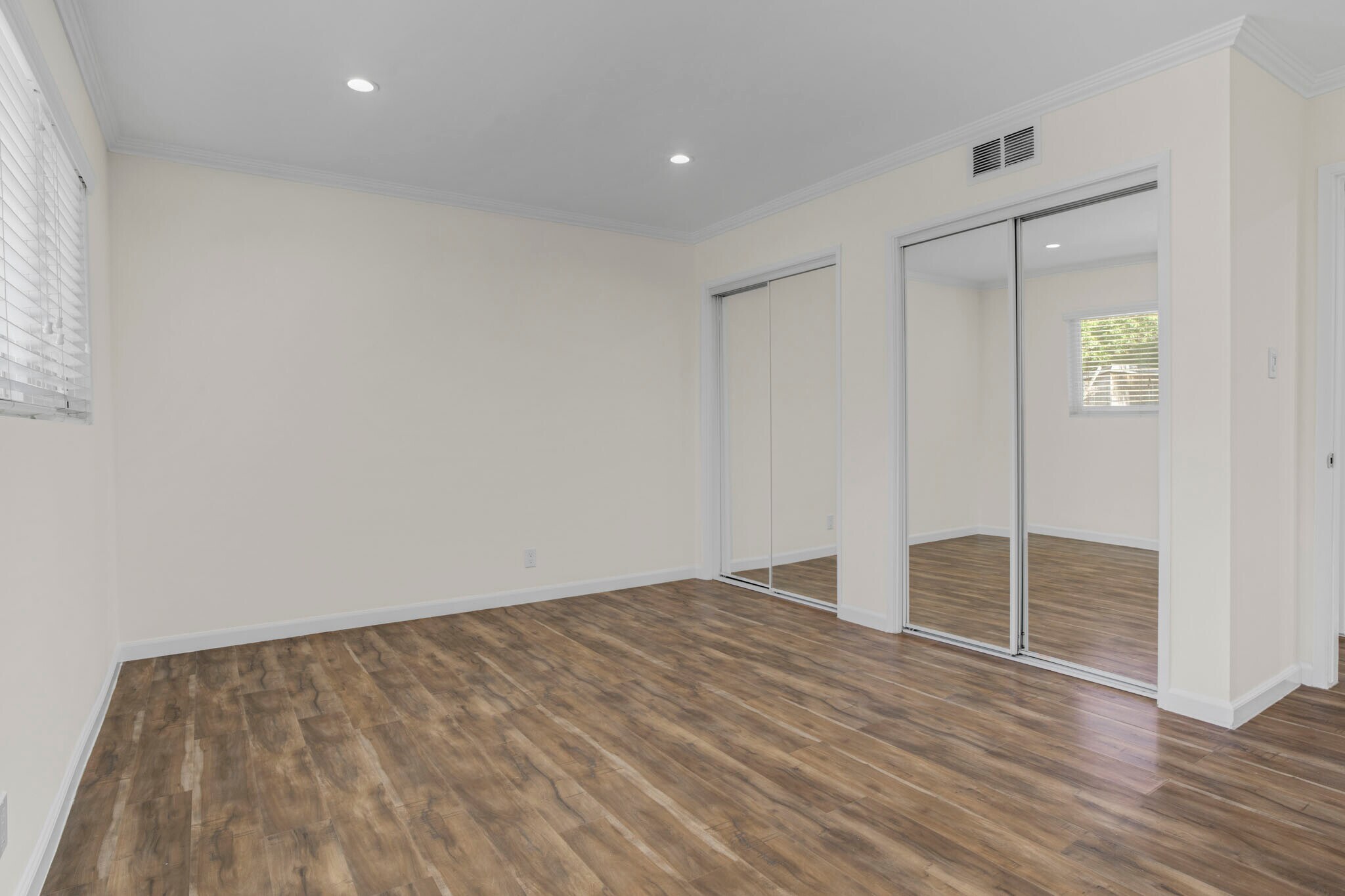 Building Photo - 9959 Gothic Ave