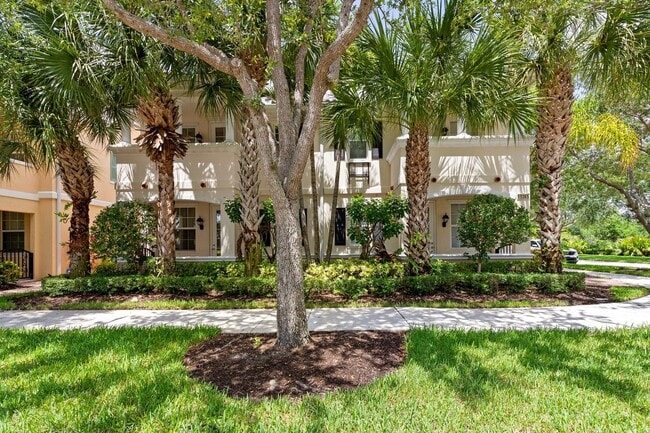 Building Photo - Beautiful FURNISHED 3/3 Cayman town home available now!