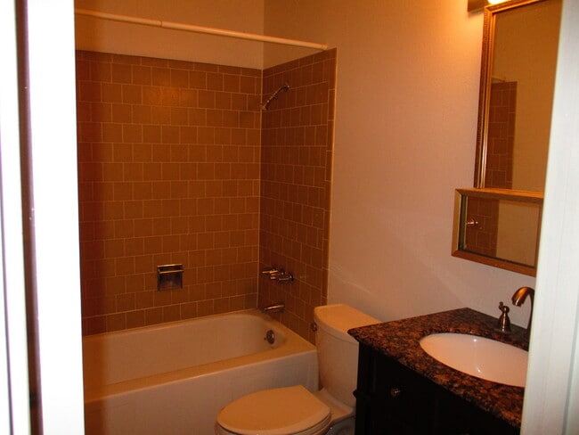 Building Photo - Wow!! 2 Master Suites