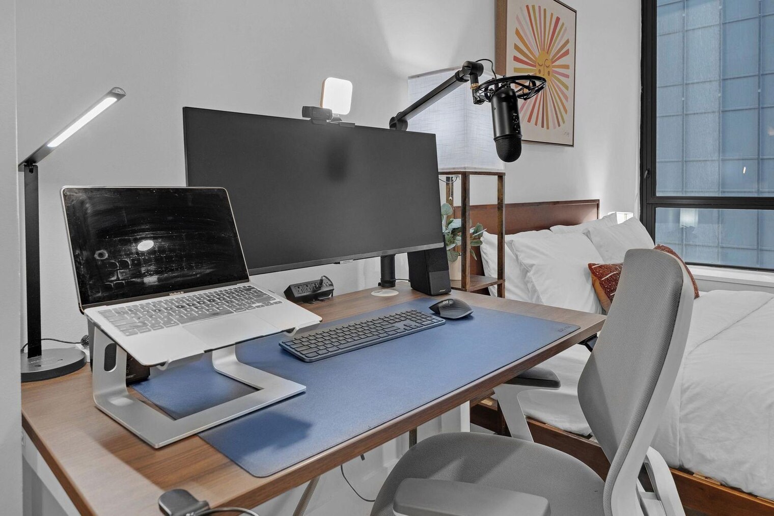 Building Photo - 95 Wall St