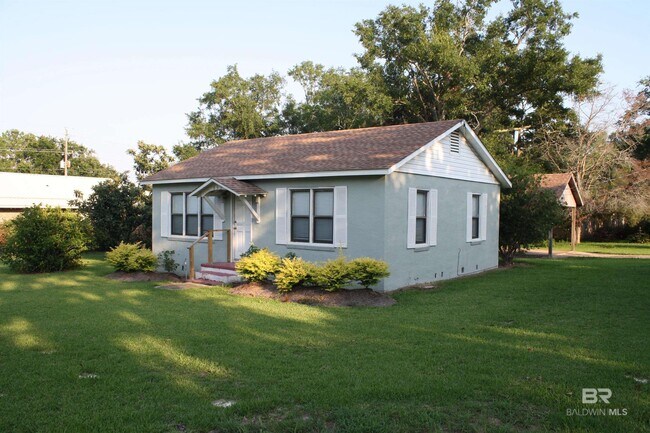 Building Photo - 852 Prospect Ave