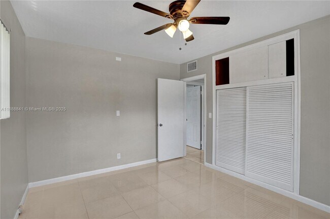 Building Photo - 6540 McKinley St