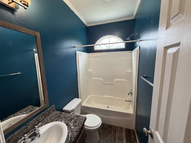 Building Photo - Mobile Home for Rent