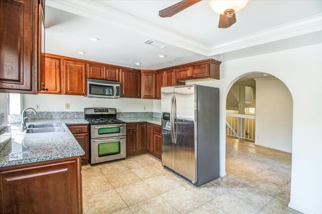 Building Photo - Modern Elegance Meets Calabasas Comfort