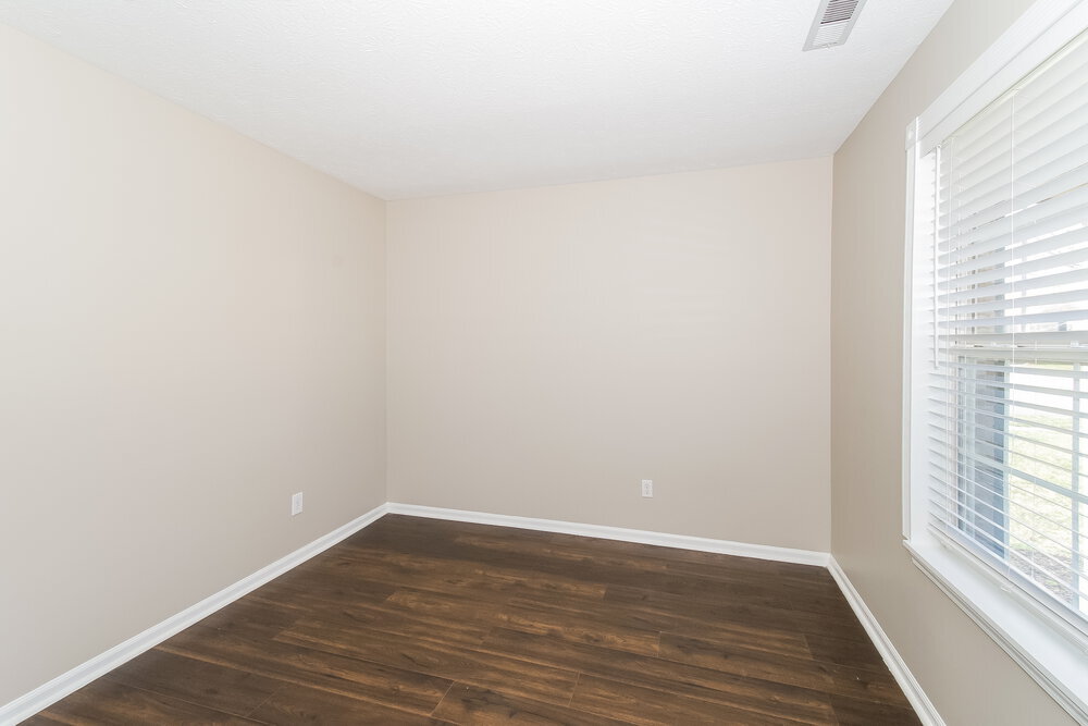 Building Photo - 1099 Meadowview Ct
