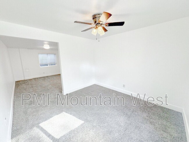 Building Photo - 36 Orchard Ln
