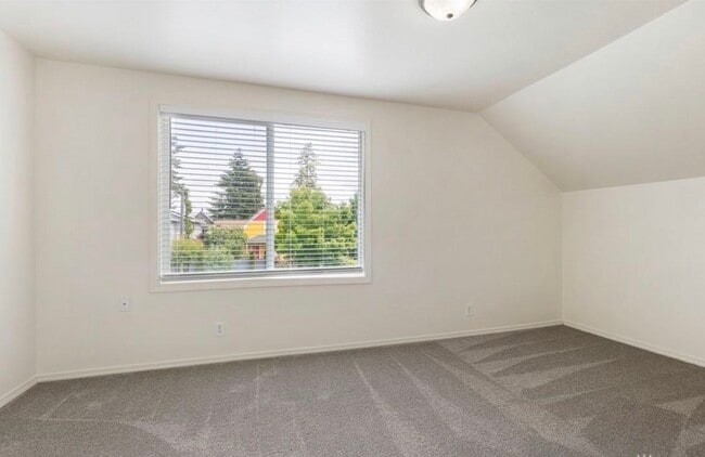 Building Photo - 2156 S M St