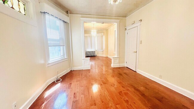 Building Photo - 212 Wilkinson Ave
