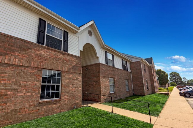 Building Photo - 346 Longley Dr
