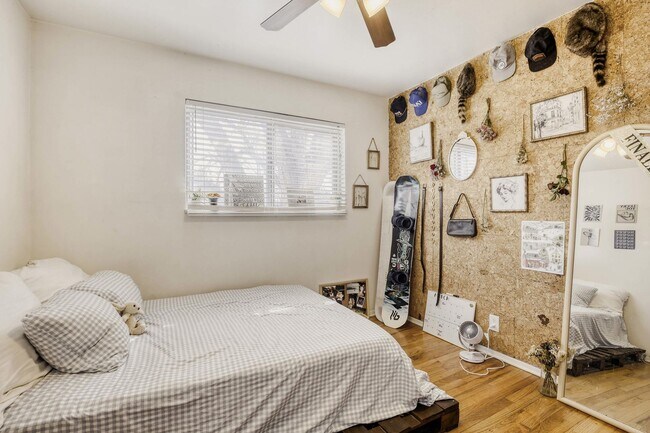Building Photo - Spacious Cul-de-Sac Home Near CSU