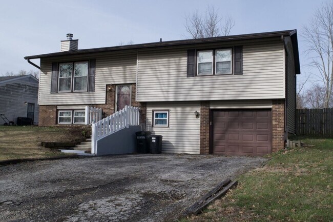 Building Photo - Great 3 Bed 2 Bath House!