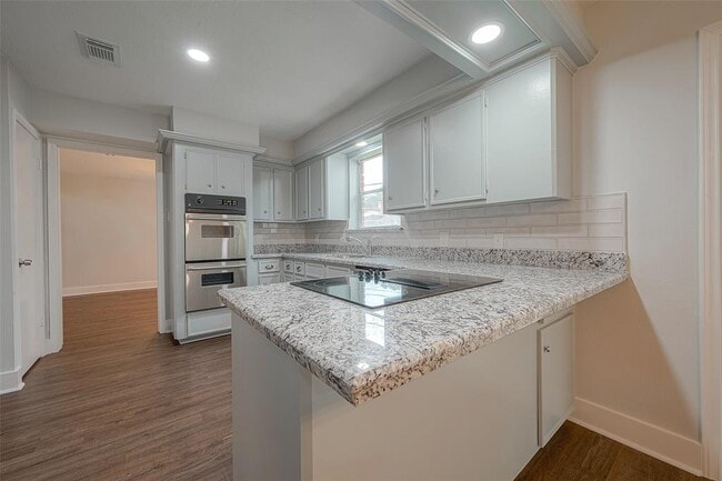 Building Photo - 7910 Litchfield Ln