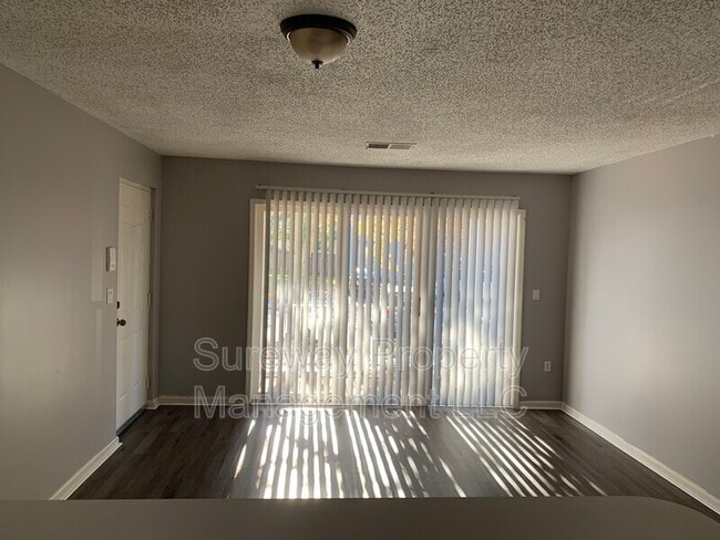 Building Photo - 116 Edpas Rd