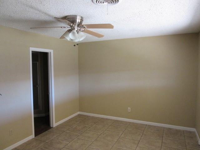 Building Photo - 5333 Benbrook St
