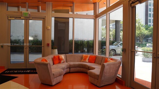 Building Photo - 31 SE 6th St