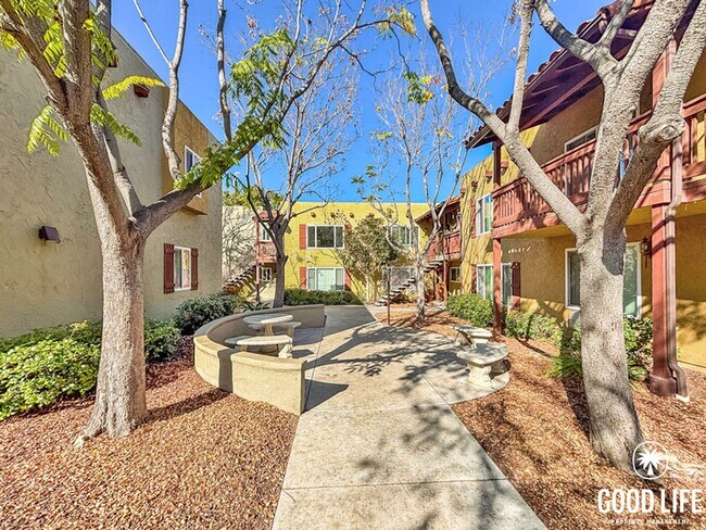 Building Photo - Stunning 2BD/2BA Condo in El Cajon W/ A/C, Private Balcony, Updated Kitchen, Coin-Op Laundry, & C...