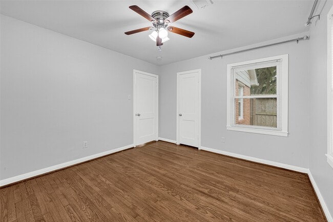 Building Photo - 501 Jerry St