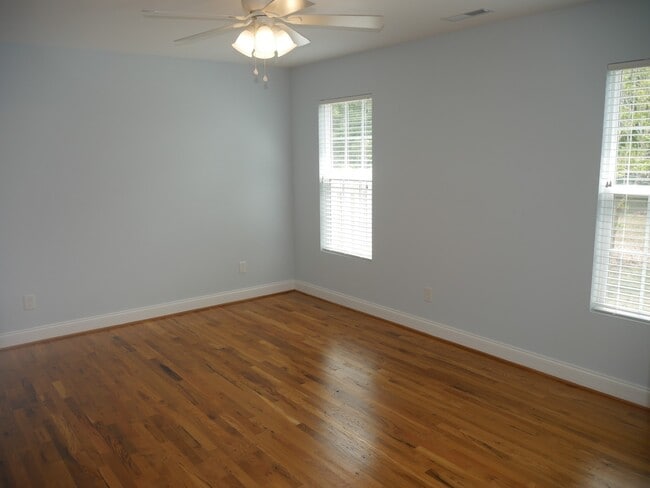 Building Photo - 835 Garner St