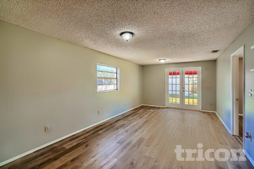 Building Photo - 6666 56th Ave N