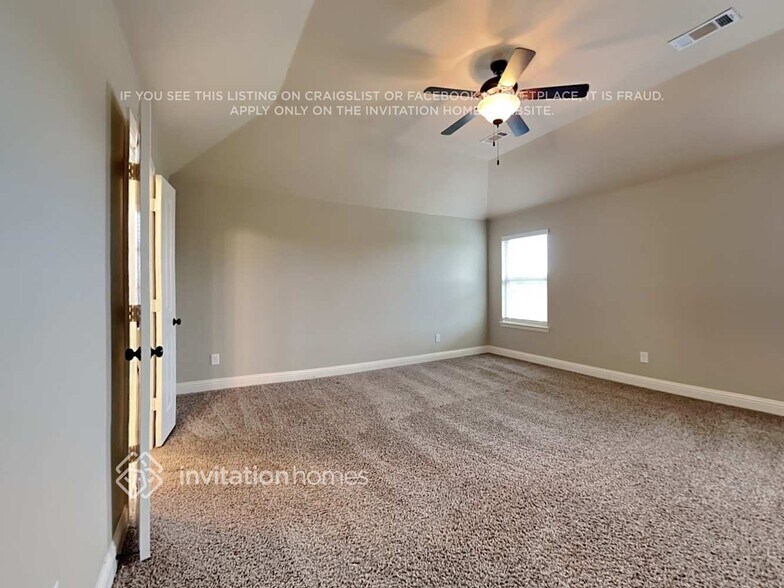Building Photo - 5629 Park View Dr