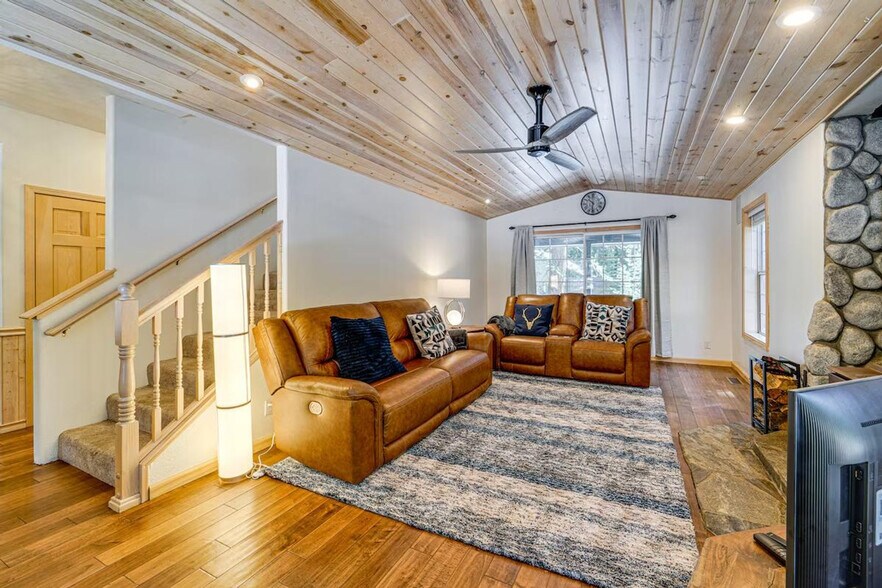 Building Photo - 14474 Northwoods Blvd