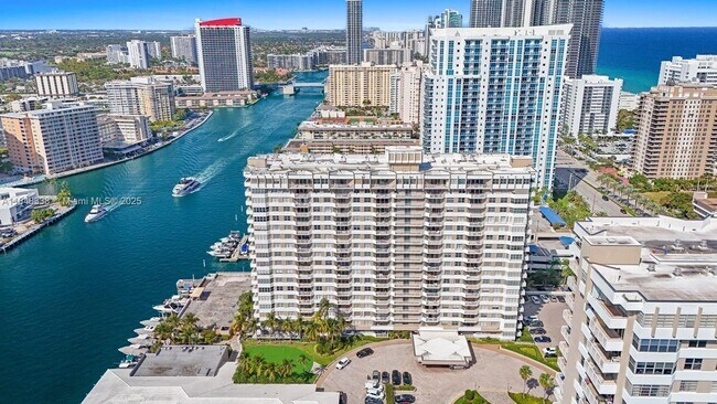 Building Photo - 1965 S Ocean Dr