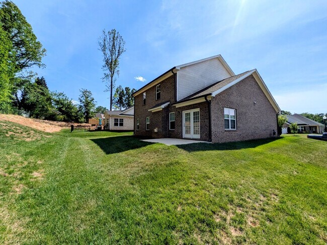 Building Photo - 226 Bismarck Ct