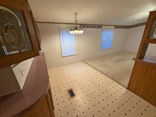 Building Photo - 2900 N Apperson Way