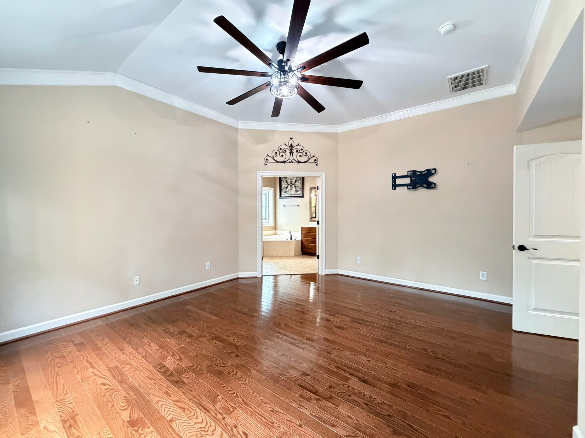 Building Photo - 5604 Pine Rock Ct