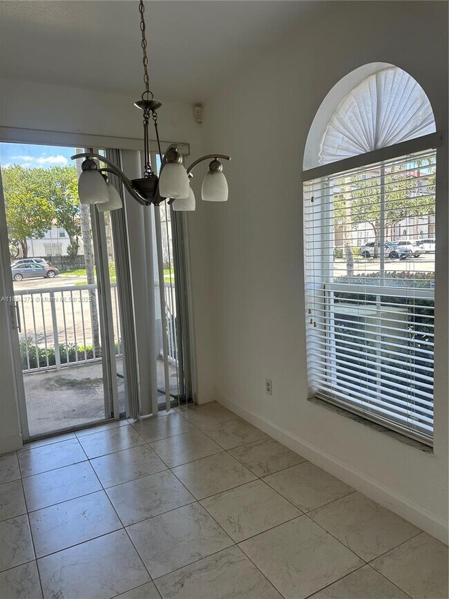 Building Photo - 4311 SW 160th Ave